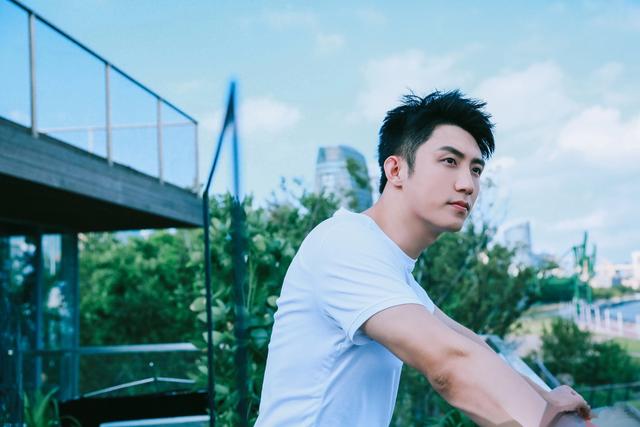 内娱男明星颜值大赏，谁是你的心中TOP1？-1.jpg