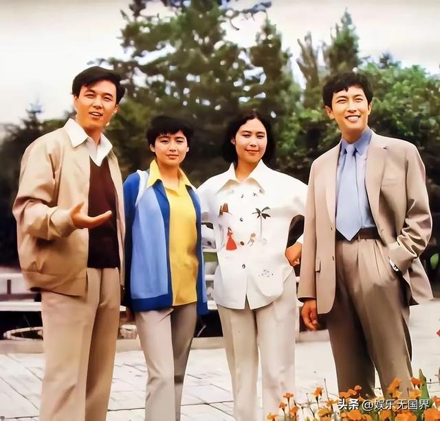 52张罕见明星珍藏版照片，你都能认出吗-41.jpg