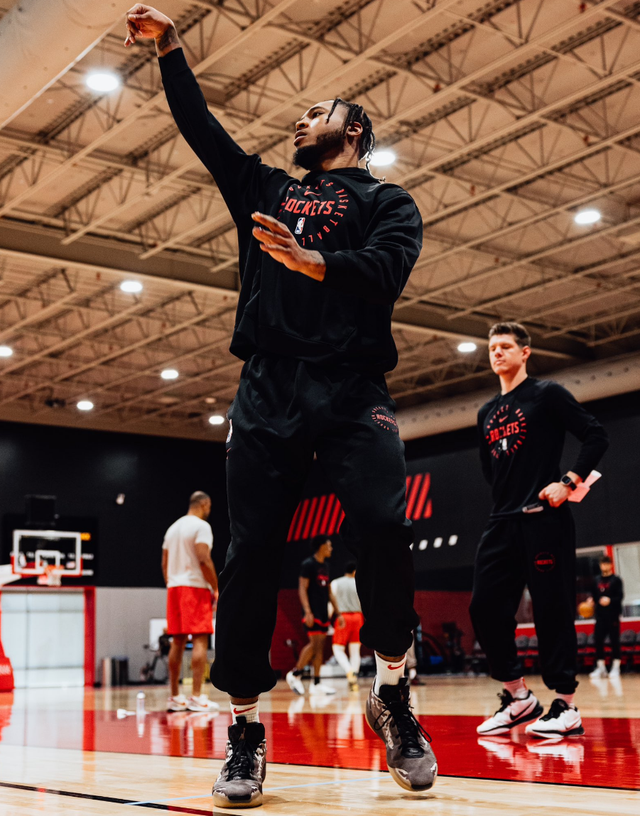 NBA常规赛：火箭17分大胜步行者避连败 申京31+12伊森11+9+6断-2.jpg