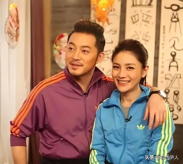 低调的4对明星夫妻，两对是国家一级演员，多人从校服到婚纱-14.jpg