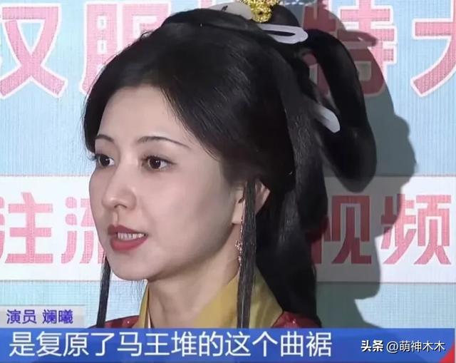 央视高清镜头下的女明星，整容脸和原生脸差别大，一眼就看出痕迹-6.jpg