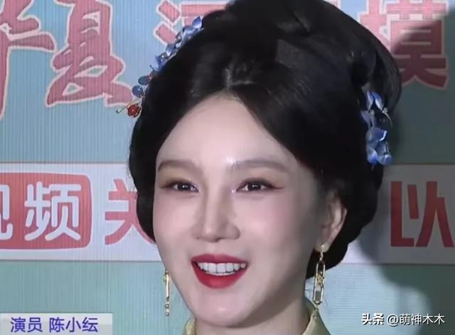 央视高清镜头下的女明星，整容脸和原生脸差别大，一眼就看出痕迹-14.jpg