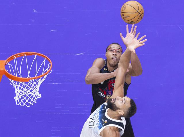 （体育）篮球——NBA常规赛：猛龙胜森林狼-8.jpg
