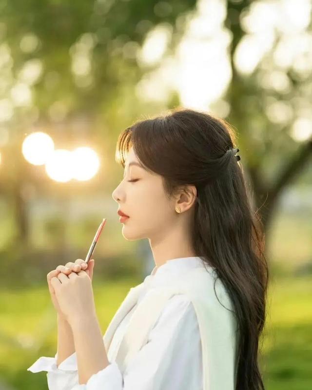 内娱断层顶流明星，肖战迪丽热巴登顶，杨紫第9李现第4王一博第3-8.jpg