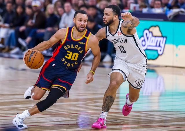 （体育）篮球——NBA常规赛：勇士不敌篮网-2.jpg