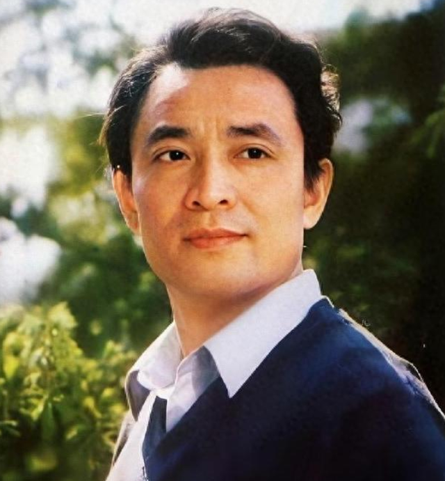 12月刚到，已有40位明星去世，多位脸熟叫不上名字，最大101岁-11.jpg
