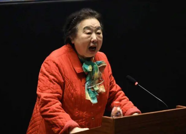 12月刚到，已有40位明星去世，多位脸熟叫不上名字，最大101岁-23.jpg