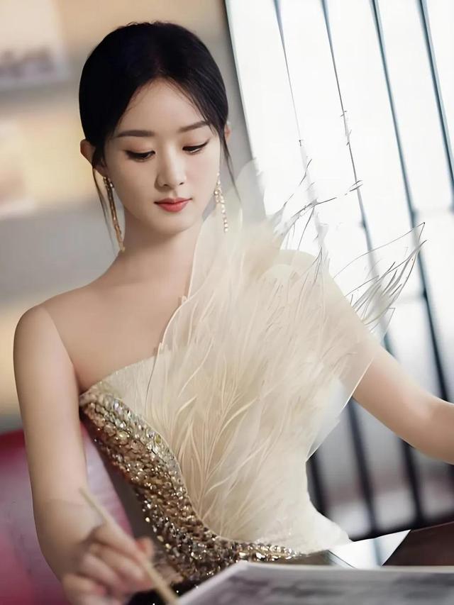 内娱最干净的10位女明星，不傍大款，不当小三，个个都是大美女-30.jpg