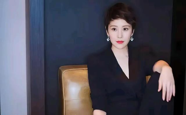 内娱最干净的10位女明星，不傍大款，不当小三，个个都是大美女-15.jpg