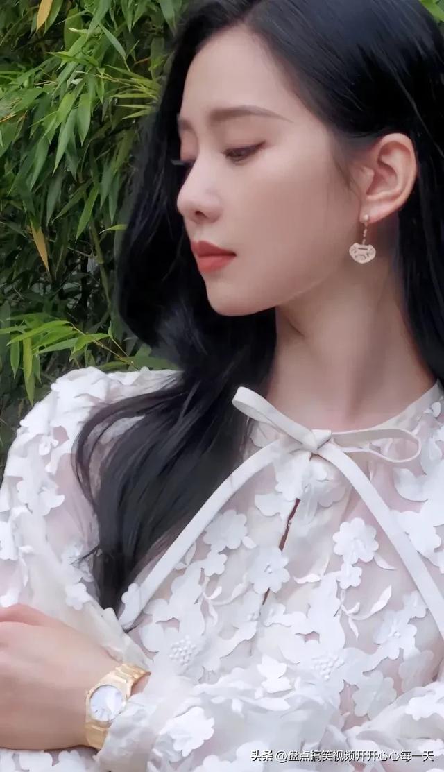 内娱最干净的 10 位女明星，不傍大款，不当小三，个个都是大美女-3.jpg