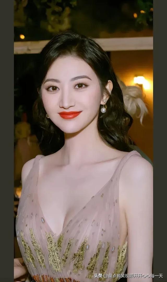 内娱最干净的 10 位女明星，不傍大款，不当小三，个个都是大美女-19.jpg