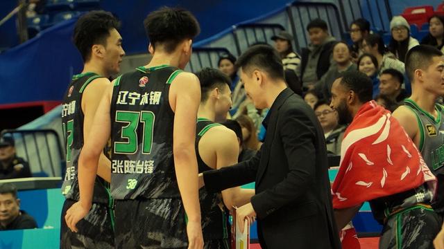 赵继伟复出7+5！弗格轰14+6，威尔斯首秀7+1，辽篮落后江苏11分-2.jpg