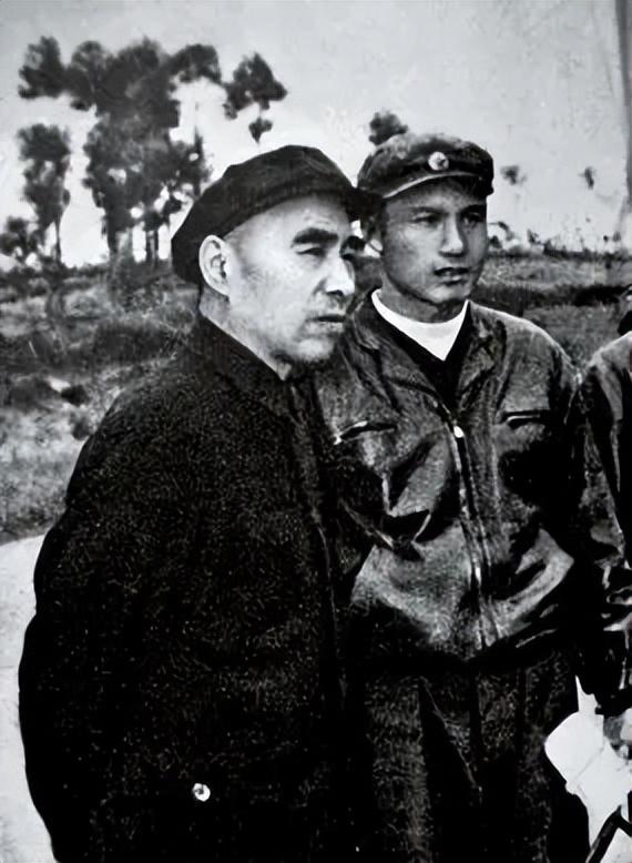 空19团副团长：在战备指挥室亲历913，三叉戟飞出国境时不许拦截-3.jpg