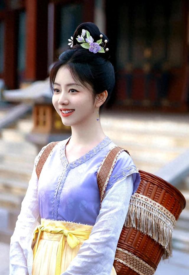 演技在线，形象惊艳，这几位明星多年来一直不温不火，真离谱-1.jpg