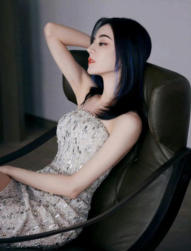 明星-3.jpg