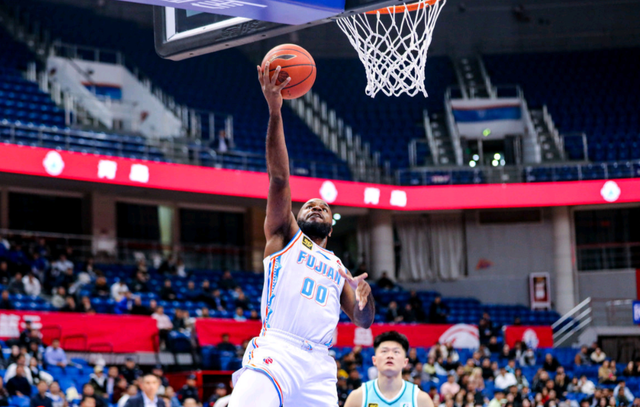 CBA积分榜最新排名出炉：北京反超辽宁冲上第1 广东下滑到第10-3.jpg