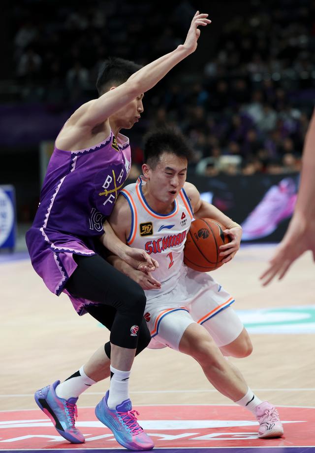 （体育）篮球——CBA常规赛：北京控股胜四川丰谷酒业-13.jpg