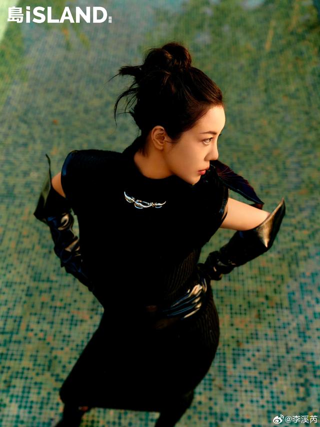 美女明星-3.jpg