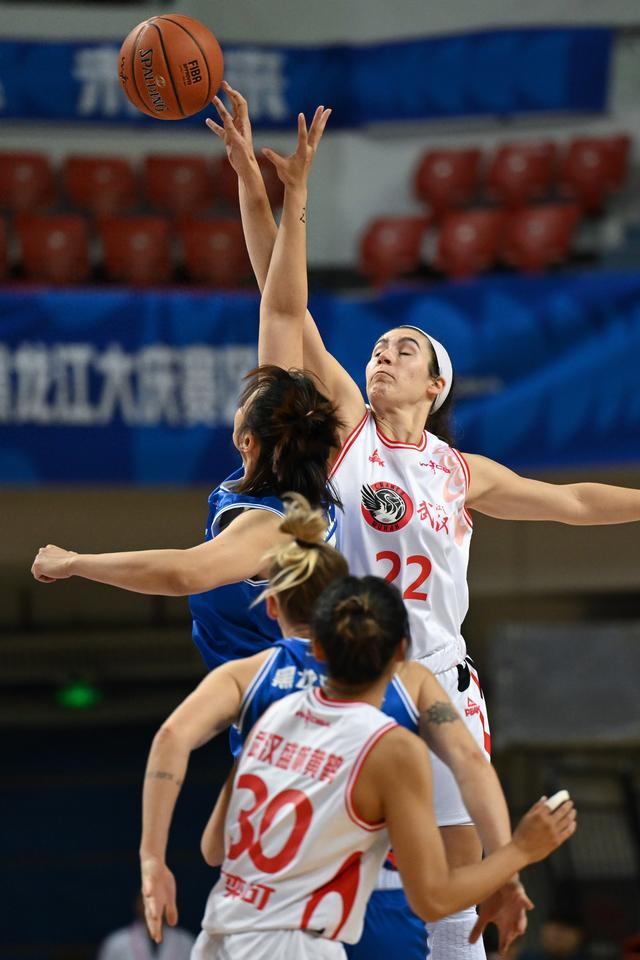 （体育）篮球——WCBA常规赛：黑龙江上东胜武汉盛帆黄鹤-1.jpg