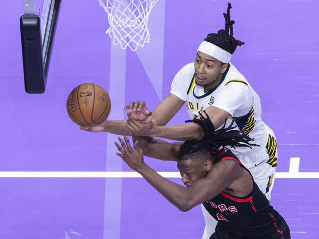 （体育）篮球——NBA杯：猛龙胜步行者-4.jpg