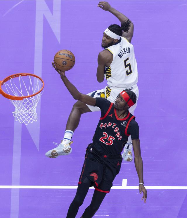 （体育）篮球——NBA杯：猛龙胜步行者-5.jpg