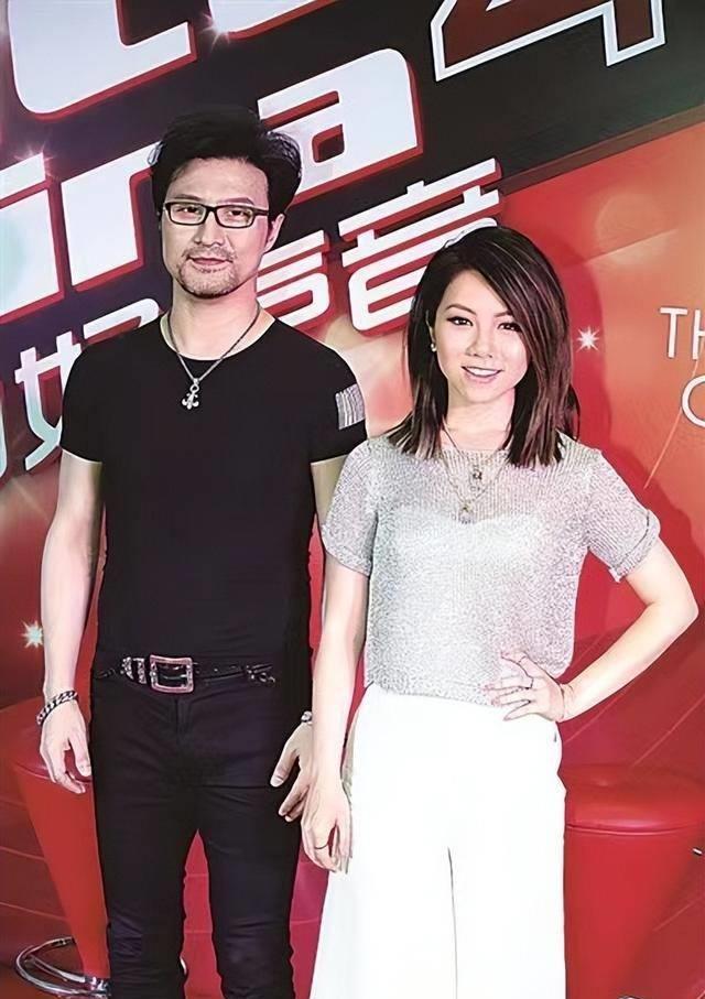 我们都误解了，汪峰其实上头条不难，换个女人就可以上一次-3.jpg
