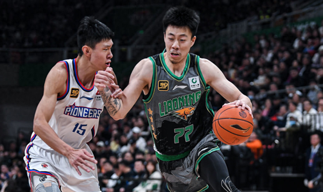 CBA积分榜最新排名出炉：辽宁25分大胜无缘榜首 广东逆袭杀回前8-1.jpg