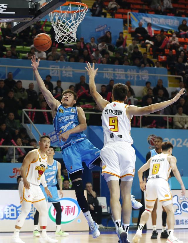 #（体育）篮球——CBA常规赛：宁波町渥胜深圳马可波罗-4.jpg