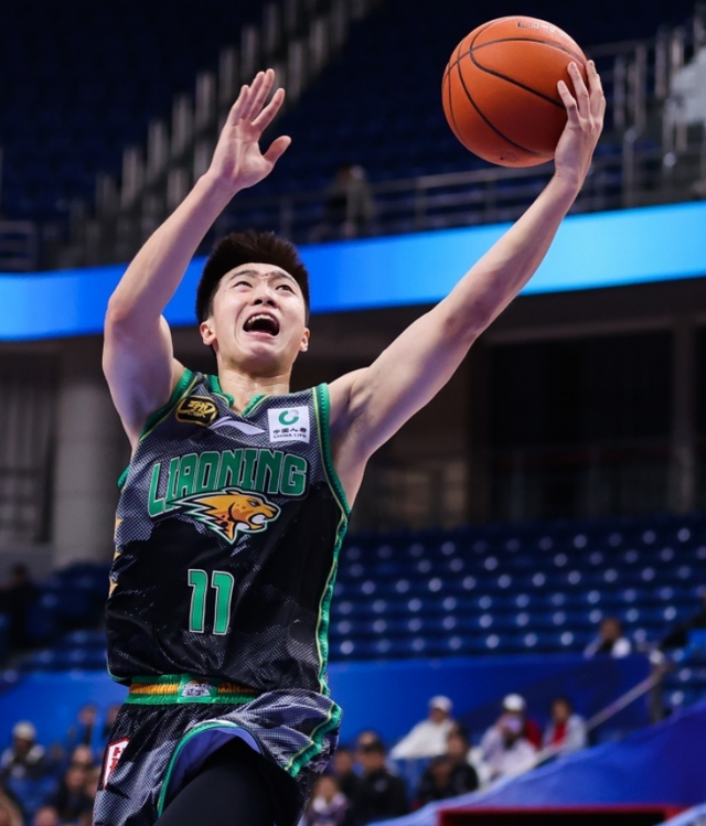 25分大胜！弗格29+11+10三节打卡辽宁轻取福建二连胜 张镇麟20+5-5.jpg