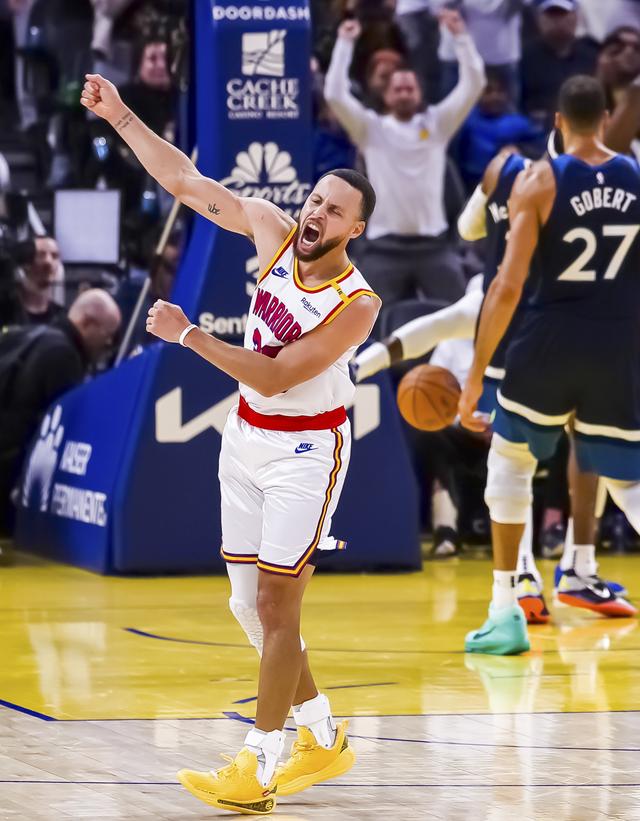 （体育）篮球——NBA常规赛：勇士胜森林狼-6.jpg