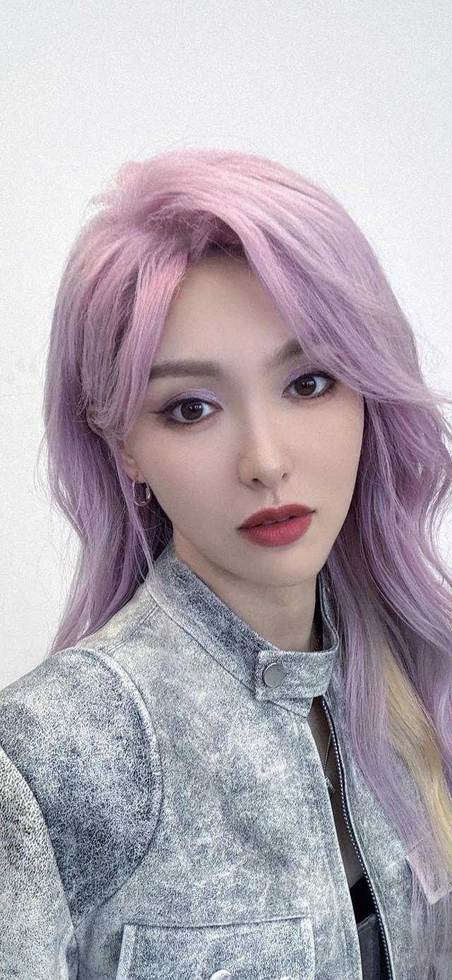 男女明星壁纸高清全面屏 | 收图-2.jpg
