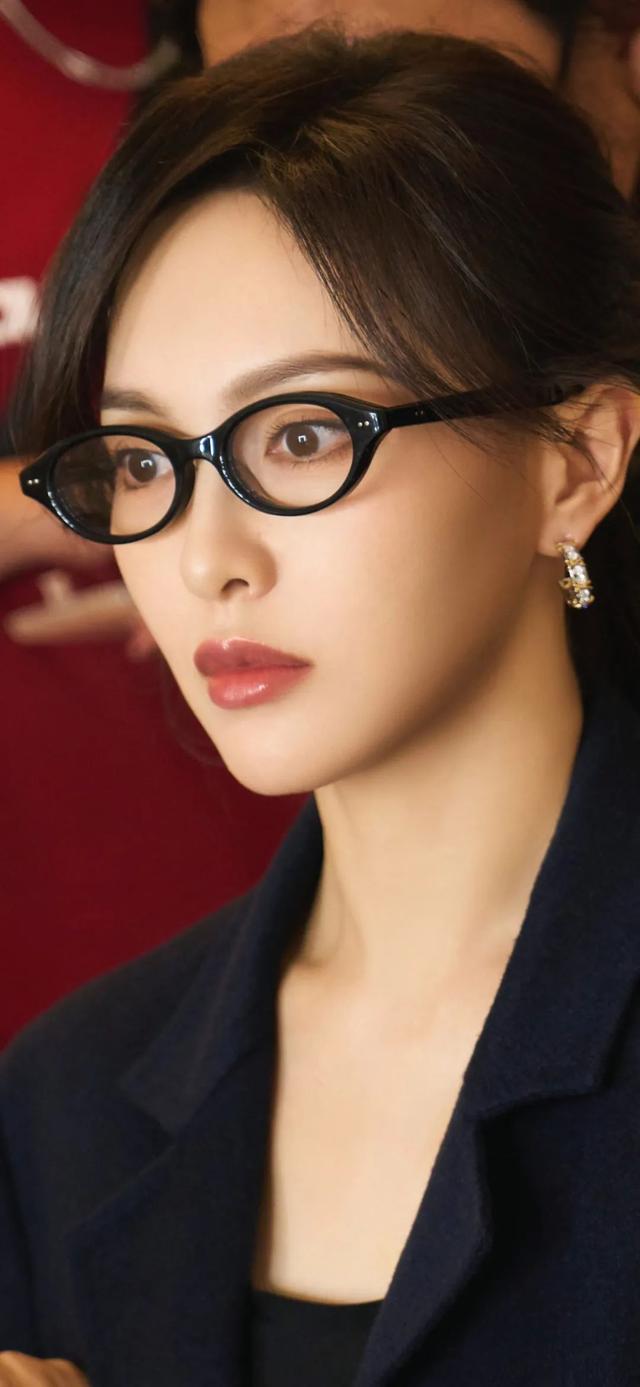 男女明星壁纸高清全面屏 | 收图-6.jpg