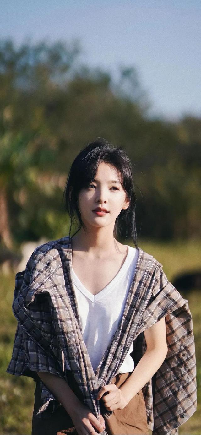 男女明星壁纸高清全面屏 | 收图-28.jpg