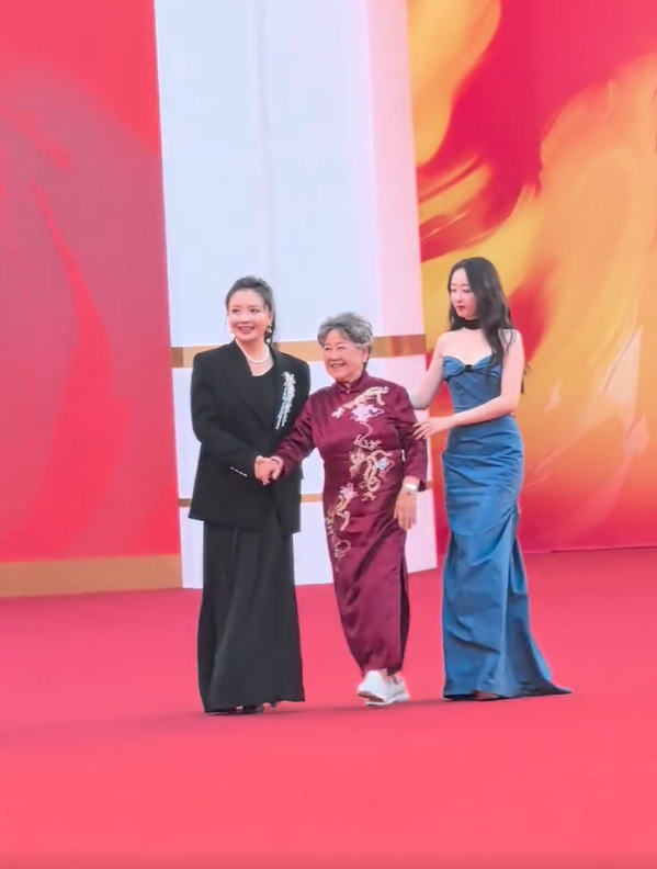 20位高寿健在女明星 最年长的已有103岁 王晓棠真美丽 郭兰英好慈祥-8.jpg