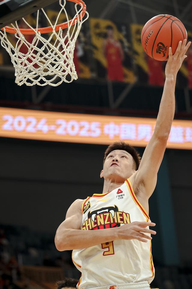 （体育）篮球——CBA常规赛：浙江方兴渡对阵深圳马可波罗-7.jpg