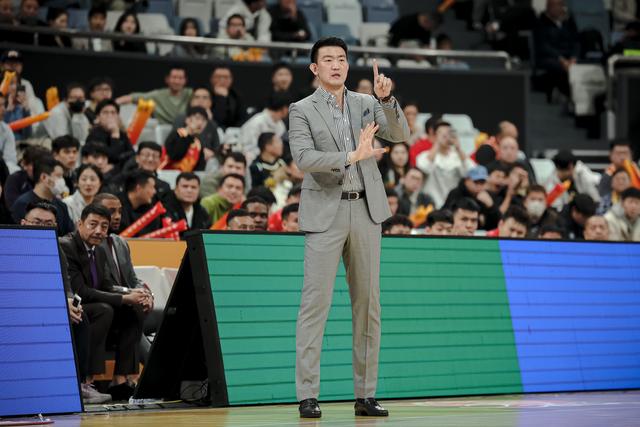 （体育）篮球——CBA常规赛：浙江方兴渡对阵深圳马可波罗-8.jpg