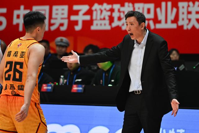 #（体育）篮球——CBA常规赛：江苏肯帝亚胜四川丰谷酒业-16.jpg