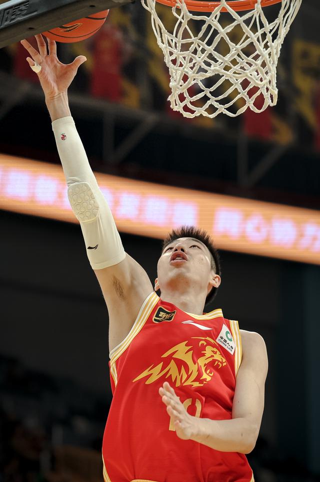 （体育）篮球——CBA常规赛：浙江方兴渡胜深圳马可波罗-1.jpg