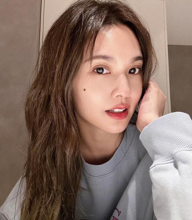 55位宝岛台湾的美女明星，个个风情万种，谁是你心中的颜值天花板-2.jpg