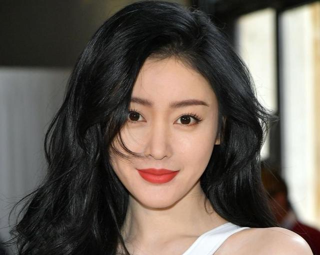 外媒镜头堪比照妖镜！明星真实颜值全曝光，一个个老到认不出-6.jpg