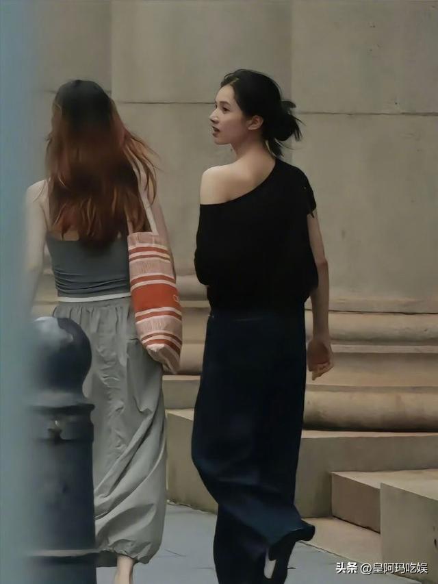 路人镜头下的女明星长啥样？真实颜值全曝光，一个个美到窒息-2.jpg