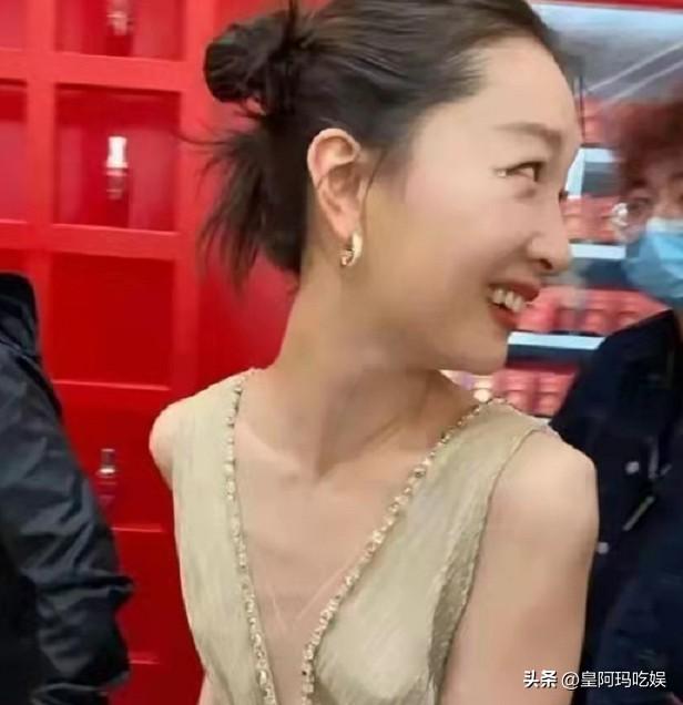 路人镜头下的女明星长啥样？真实颜值全曝光，一个个美到窒息-6.jpg
