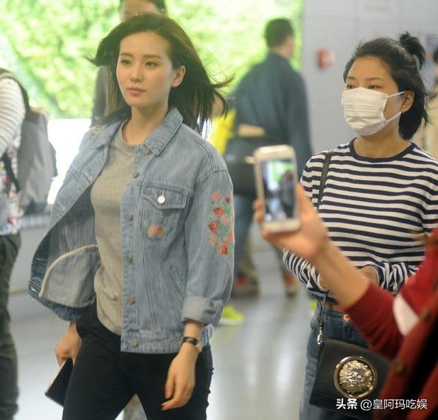 路人镜头下的女明星长啥样？真实颜值全曝光，一个个美到窒息-8.jpg