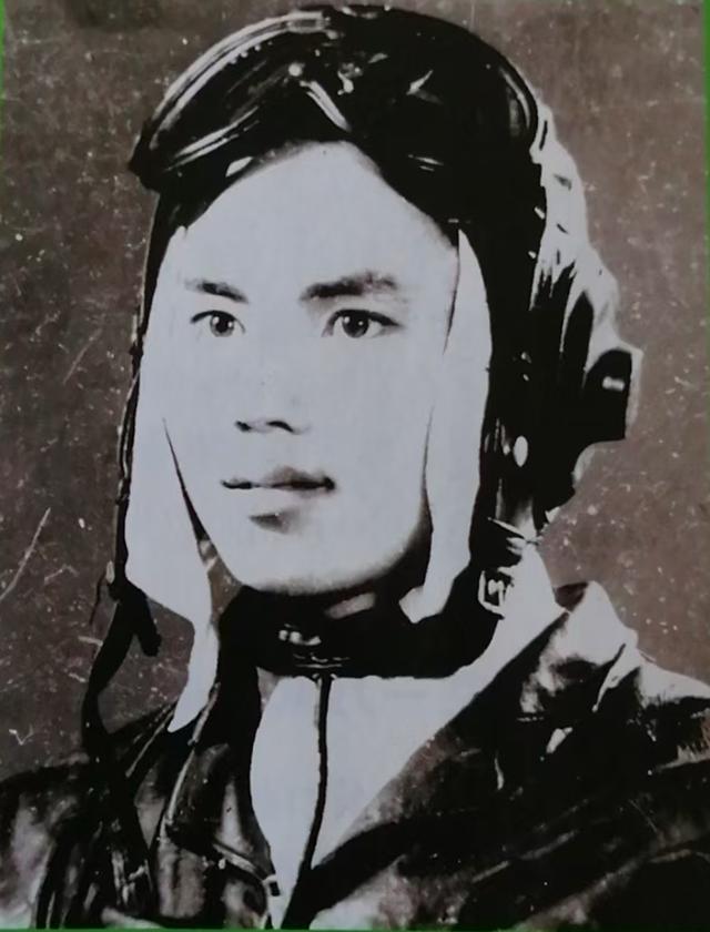 当年为印尼总统护航，外交部人员让战机靠近些，刘司令：你懂个屁-5.jpg