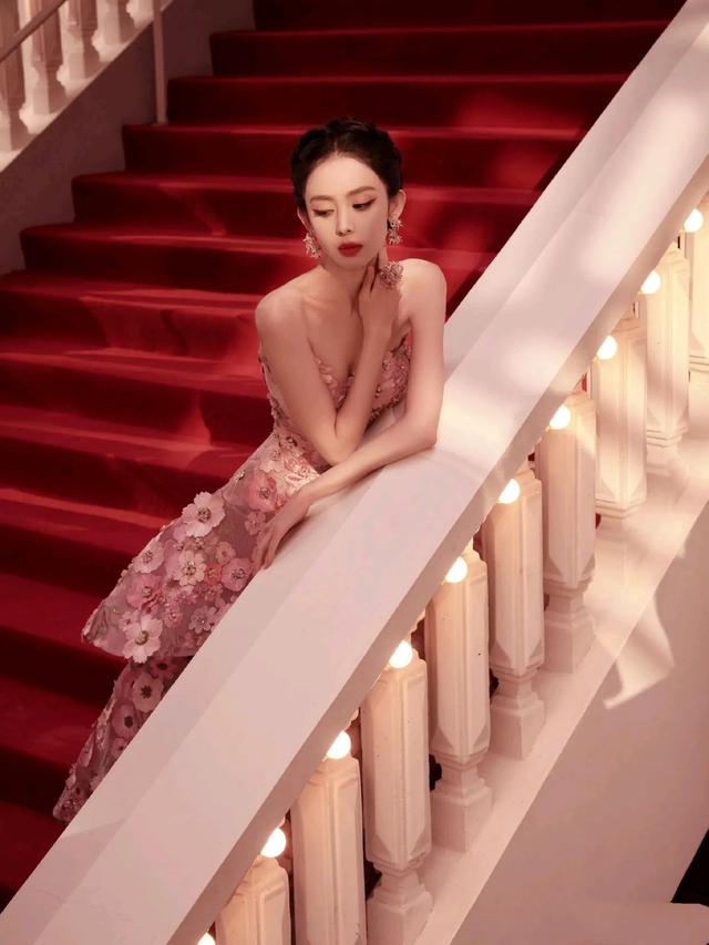 女明星-8.jpg