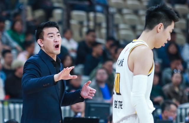#（体育）篮球——CBA常规赛：深圳马可波罗胜浙江方兴渡-2.jpg