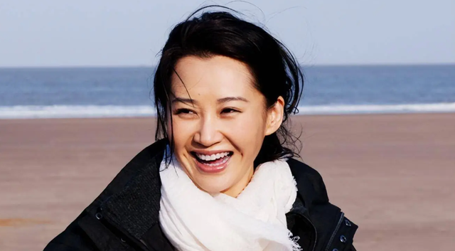 表面是美女明星，实则背景“通天”，这四位女艺人最不怕潜规则-19.jpg