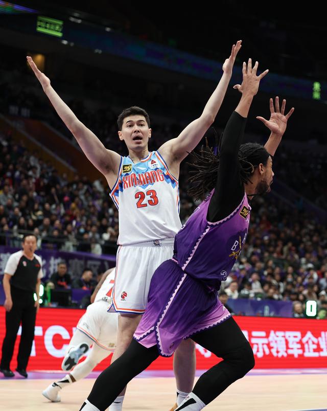（体育）篮球——CBA常规赛：北京控股胜新疆伊力特-6.jpg