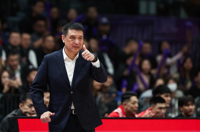 （体育）篮球——CBA常规赛：北京控股胜新疆伊力特-9.jpg