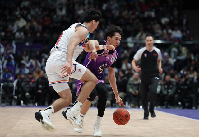 （体育）篮球——CBA常规赛：北京控股胜新疆伊力特-12.jpg